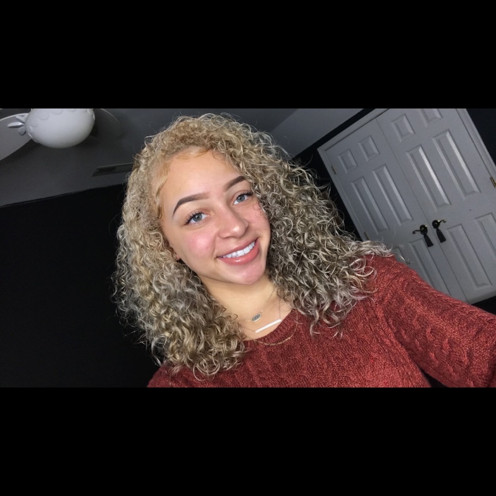 Meet your Posher, Mckenna